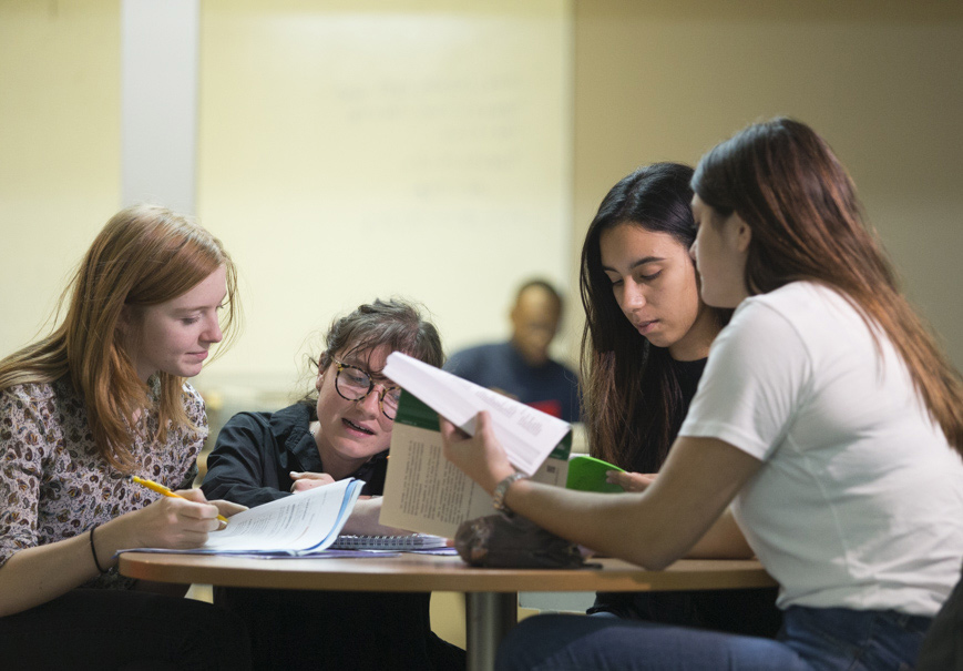 integrale-prepa-paris-classe-preparatoire-grandes-ecoles-travail-groupe